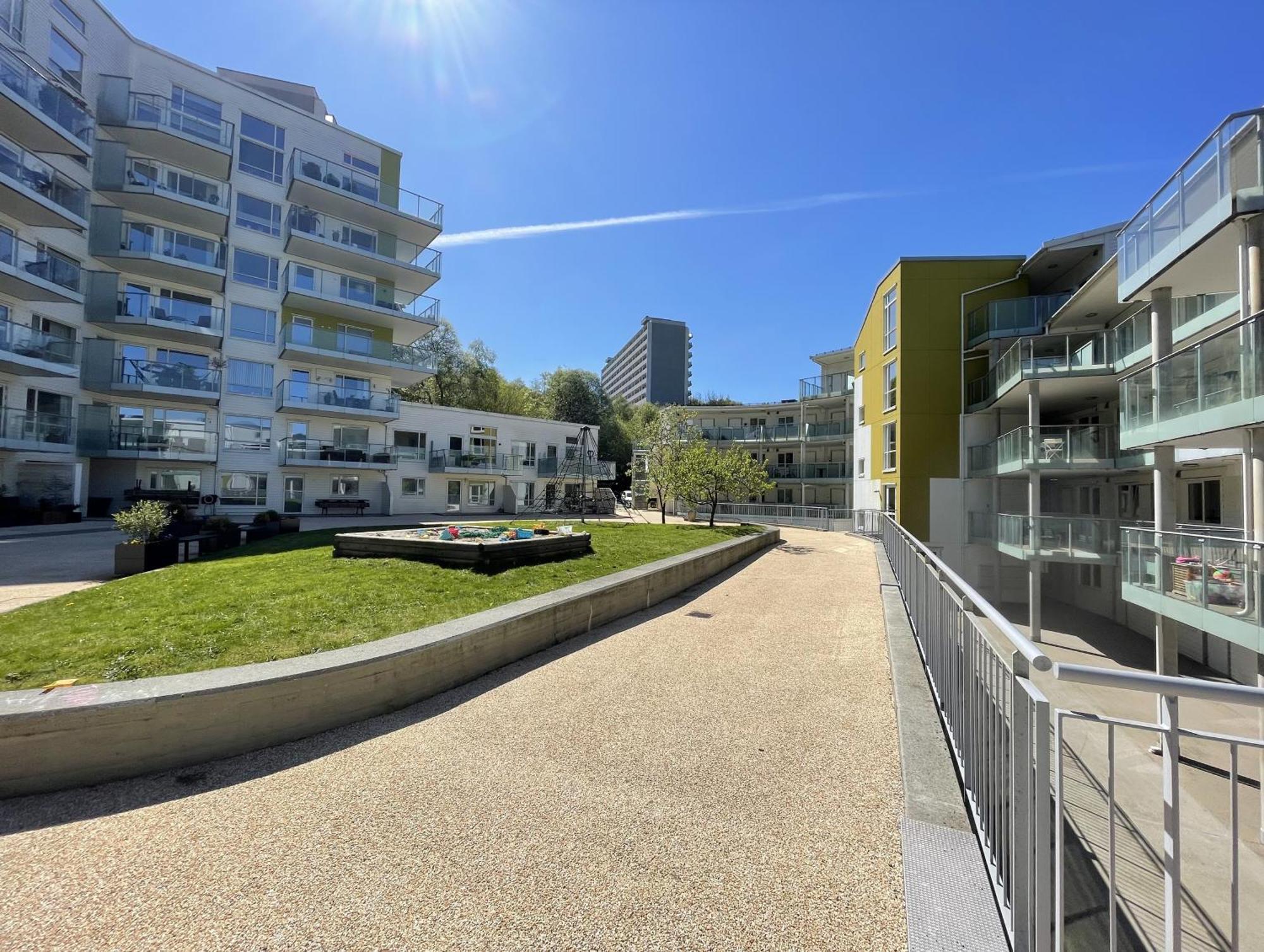 3 Sleeping Rooms For 82M2 Which Direct Traffic To Airport And City Center Bergen Exterior foto